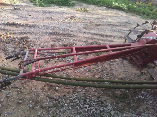 2500มาเอาไปเลยลดแล้วขายโครงรุ่นเต่าสวมมงกฏเกียร์เดียวราคาถูกๆคับ 2500มาเอาไปเลยลดแล้วขายโครงรุ่นเต่าสวมมงกฏเกียร์เดียวราคาถูกๆคับ