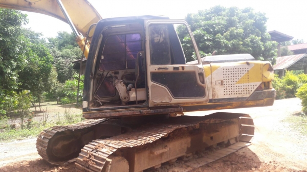ขาย 515,000 KOBELCO sk 200-3 เครื่องดี ปั้มแรง ไฟฟ้าครบ บูม อามร์มีปะ ช่วงล่างอ่อน 090-772-3710 090-772-3708