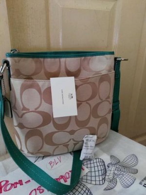 กระเป๋าสะพาย COACH สภาพใหม่ กระเป๋าสะพาย COACH สภาพใหม่