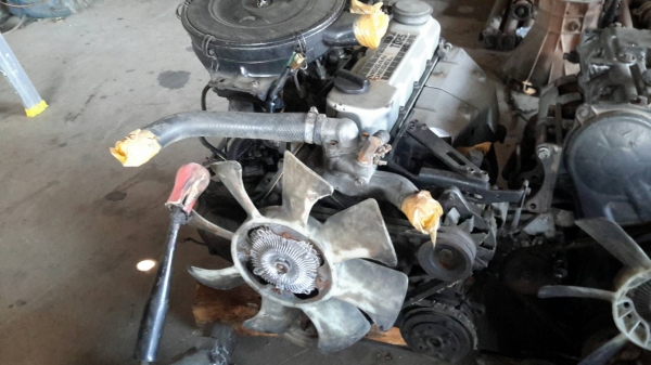 ขายเเครื่องนิสสันTD25ฝาขาว เครื่องดีพร้อมใช้งาน ขายเเครื่องนิสสันTD25ฝาขาว เครื่องดีพร้อมใช้งาน