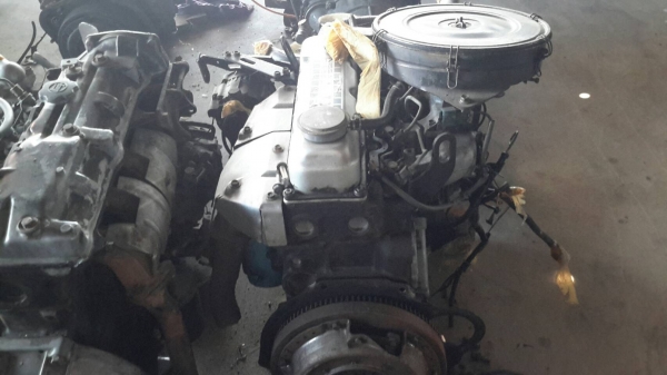 ขายเเครื่องนิสสันTD25ฝาขาว เครื่องดีพร้อมใช้งาน ขายเเครื่องนิสสันTD25ฝาขาว เครื่องดีพร้อมใช้งาน