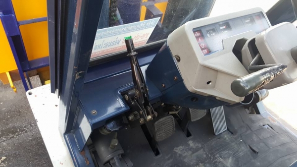 แหล่งรวมรถโฟล์คลิฟท์งาเทอิ้งค์ฟอร์คสำหรับตักยางก้อนยางพาราและยางถ้วยขี้ยาง081-8342060 แหล่งรวมรถโฟล์คลิฟท์งาเทอิ้งค์ฟอร์คสำหรับตักยางก้อนยางพาราและยางถ้วยขี้ยาง081-8342060