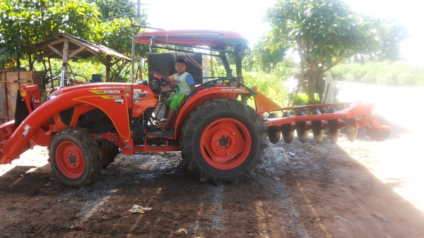 ขายหาง7*22ใบดีมากลูกปืนดีแน้น/ไถได้งานกว่ากันครับ/ใช้งานได้เลยใช้กับ47-50-60แรงส่งได้ครับ