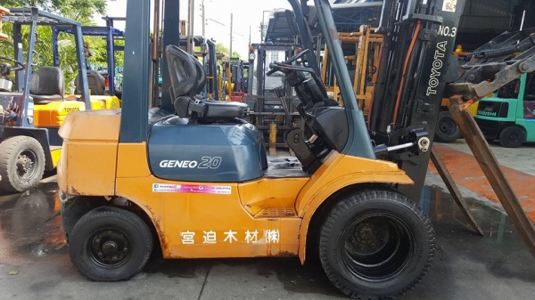 แหล่งรวมรถโฟล์คลิฟท์งาเทอิ้งค์ฟอร์คสำหรับตักยางก้อนยางพารายางถ้วยและขี้ยาง081-8342060 แหล่งรวมรถโฟล์คลิฟท์งาเทอิ้งค์ฟอร์คสำหรับตักยางก้อนยางพารายางถ้วยและขี้ยาง081-8342060