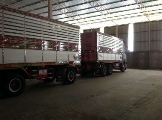 รถพ่วงใหม่ 22 ล้อ ดั้มเกษตร