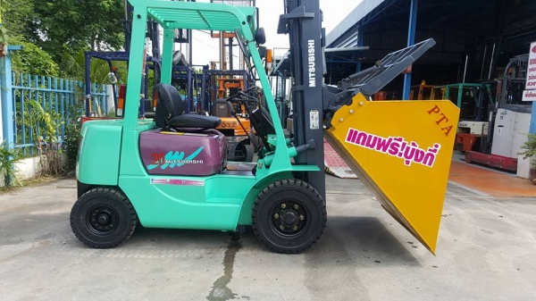 แหล่งรวมรถโฟล์คลิฟท์งาเทอิ้งค์ฟอร์คงากระดกเทได้ งาคว่ำหงายงาใส่บุ้งกี๋สำหรับตักยางก้อนยางพารายางถ้วยและขี้ยาง081-83420602