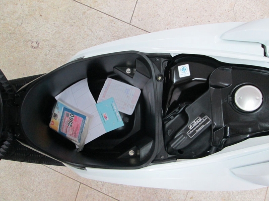 (โอนฟรี) All New Click 125 i Idling Stop ไมล์แท้ 2575 กม ปี 2016 ตัว TOP ล้อแม็ก ไฟหน้า LED  เครื่องหัวฉีดประหยัดน้ำมัน