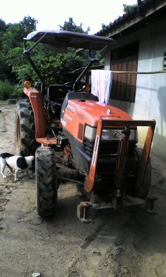 ขายรถไถ KUBOTA L3408DI ใช้งานงาน3153ชั่วโมง อุปกรณ์ ดันหน้า ผานหลัง รถสวยสภาพดี พร้อมใช้งาน เอกสารถูกต้อง เล่มทะเบียนพร้อมโอน ราคา200,000 สนใจโทร 090-8588220คุณนะ 093-3258446คุณบิว หรือเข้าดูสินค้าอื่นๆได้ที่ www.narong2truck.com หรือ www.truck.in.th/498