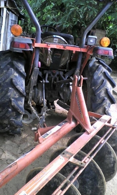 ขายรถไถ KUBOTA L3408DI ใช้งานงาน3153ชั่วโมง อุปกรณ์ ดันหน้า ผานหลัง รถสวยสภาพดี พร้อมใช้งาน เอกสารถูกต้อง เล่มทะเบียนพร้อมโอน ราคา200,000 สนใจโทร 090-8588220คุณนะ 093-3258446คุณบิว หรือเข้าดูสินค้าอื่นๆได้ที่ www.narong2truck.com หรือ www.truck.in.th/498