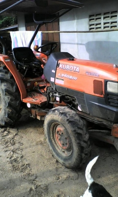 ขายรถไถ KUBOTA L3408DI ใช้งานงาน3153ชั่วโมง อุปกรณ์ ดันหน้า ผานหลัง รถสวยสภาพดี พร้อมใช้งาน เอกสารถูกต้อง เล่มทะเบียนพร้อมโอน ราคา200,000 สนใจโทร 090-8588220คุณนะ 093-3258446คุณบิว หรือเข้าดูสินค้าอื่นๆได้ที่ www.narong2truck.com หรือ www.truck.in.th/498