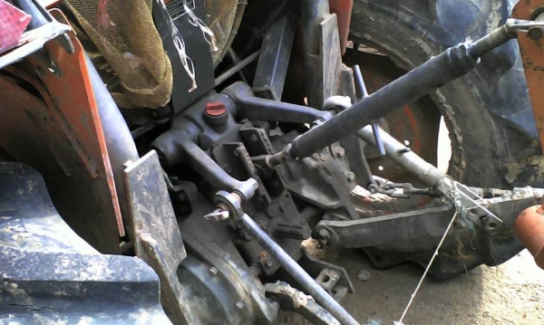 ขายรถไถ KUBOTA L3408DI ใช้งานงาน3153ชั่วโมง อุปกรณ์ ดันหน้า ผานหลัง รถสวยสภาพดี พร้อมใช้งาน เอกสารถูกต้อง เล่มทะเบียนพร้อมโอน ราคา200,000 สนใจโทร 090-8588220คุณนะ 093-3258446คุณบิว หรือเข้าดูสินค้าอื่นๆได้ที่ www.narong2truck.com หรือ www.truck.in.th/498