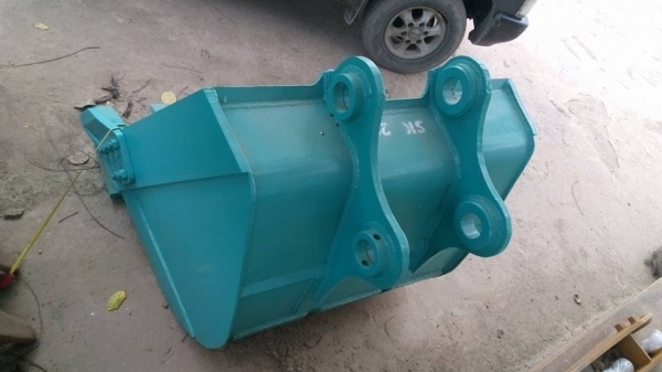 รับสั่งทำและขายบุ้งกี้ปากแคบสำหรับวางท่อปะปา รถแมคโคเล็ก. โคมัสสุ คุโบต้า ยันม่าร์ ทุกรุ่น   ขนาดความกว้าง 20-25-30 ซม รับประกันความแข็งแรง