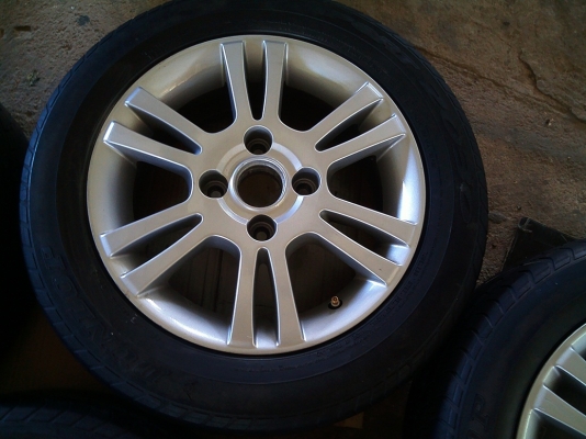 แม็กเก๋งขอบ15 4รู114พร้อมยาง (4ล้อ 3,900)