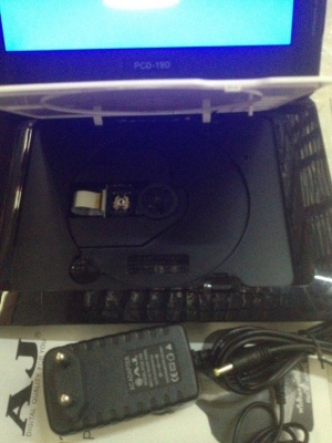 ขายเครื่องเล่น DVD AJ แบบพกพา รุ่น PCD-19D ขายเครื่องเล่น DVD AJ แบบพกพา รุ่น PCD-19D