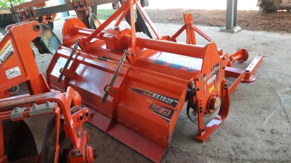 ขายอุปกรณ์สองรายการครับโรตารี่กับผาน6ตราช้าง