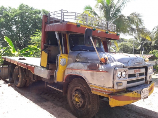 ขาย ,10  ล้อ 1 เพลา เครื่อง 6BD1 ช่วงล่างใหญ่มวกเจ็ก เบรคลมดัน แตรลมทะเบียนเต็มพร้อมโอน พร้อมพรบ.