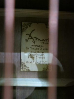 กีต้าร์โปร่ง ยี่ห้อ Amari รุ่น AM-MINI 36 นิ้ว สีไม้ด้าน ของใหม่ มือหนึ่ง