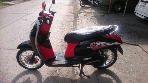 scoopy i เครื่องเดิม ภาษีไม่ขาด พร้อมใช้งาน