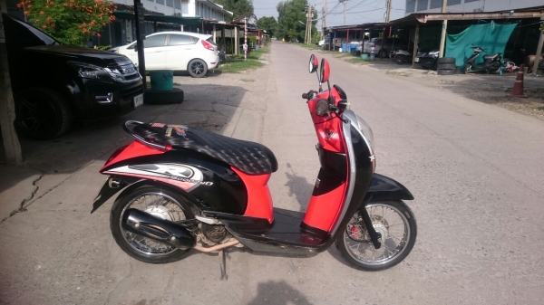 scoopy i เครื่องเดิม ภาษีไม่ขาด พร้อมใช้งาน