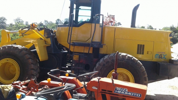 รถตักล้อยาง WA380 KOMATSU มีเอกสารใบอินวอยล์ รถสวย