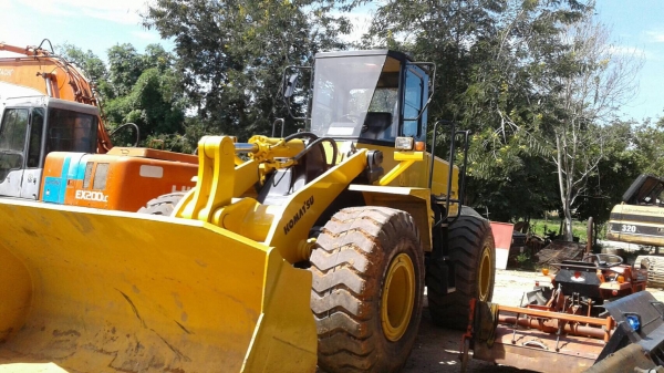รถตักล้อยาง WA380 KOMATSU มีเอกสารใบอินวอยล์ รถสวย