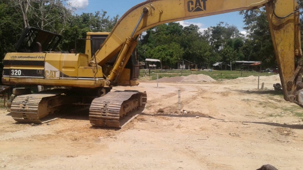 CAT320V2 เล่มทะเบียน ไฟครบ มีแอร์ ช่วงล่างสวย บอดี้สวย พร้อมใช้