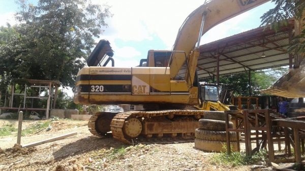CAT320V2 เล่มทะเบียน ไฟครบ มีแอร์ ช่วงล่างสวย บอดี้สวย พร้อมใช้ CAT320V2 เล่มทะเบียน ไฟครบ มีแอร์ ช่วงล่างสวย บอดี้สวย พร้อมใช้