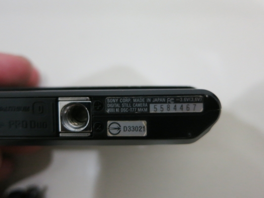 ลดราคา-กล้อง SONY รุ่น DSC-T77 Made in Japan สีดำ 10.1 MP จอสัมผัส กระเป๋า ที่ชาร์ท สภาพใหม่ ส่งฟรี