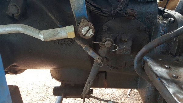 ขาย รถไถ FORD 5000 ติดคีบปัญญาประดิษฐ์จักรกล คีบใช้งานแค่ปีเดียว เอกสารใบซื้อขาย ราคาคุยกันได้ครับ