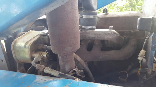 ขาย รถไถ FORD 5000 ติดคีบปัญญาประดิษฐ์จักรกล คีบใช้งานแค่ปีเดียว เอกสารใบซื้อขาย ราคาคุยกันได้ครับ