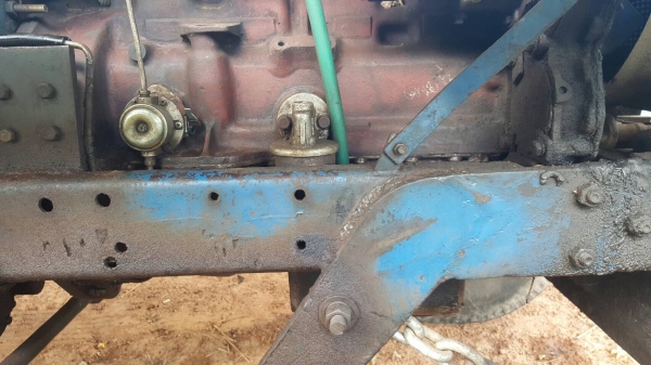 ขาย รถไถ FORD 5000 ติดคีบปัญญาประดิษฐ์จักรกล คีบใช้งานแค่ปีเดียว เอกสารใบซื้อขาย ราคาคุยกันได้ครับ