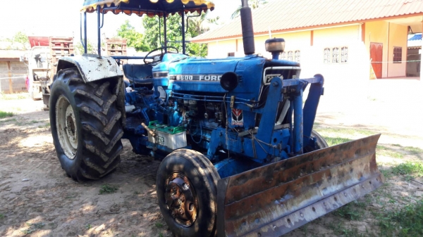 ขายรถไถ