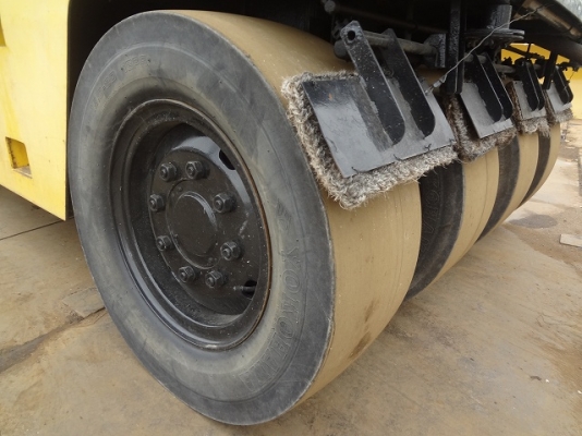 7ล้อยาง RT200WT s/n 40797 เก่าญี่ปุ่นนำเข้า ปี 1995 5,249 ชั่วโมง