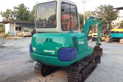 KOMATSU PC30-7 ญี่ปุ่นแท้ โทร.090-986-2521 อ๊อบ
