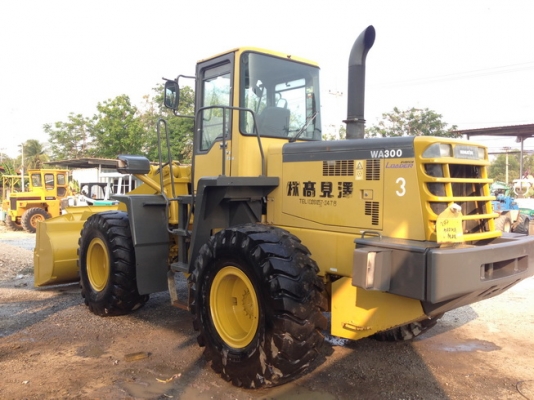 Komatsu WA300-3 เก่าญี่ปุ่น สภาพดีพร้อมใช้งาน โทร.090-986-2521 อ๊อบ
