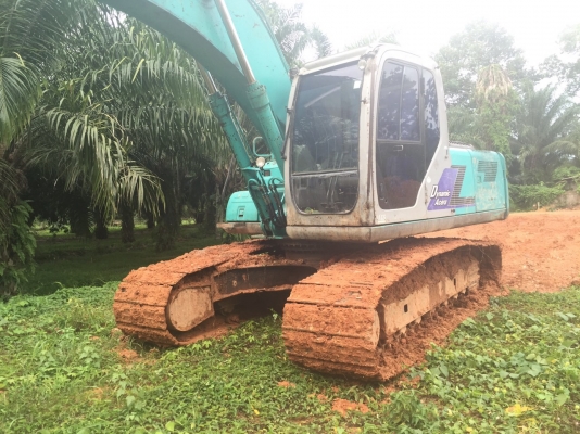 ขายรถแบคโฮ KOBELCO SK200-6E YN10 ทำงาน 1XXXXชั่วโมง สนใจโทร 081-970-1072