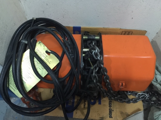 ขายรอกโซ่ไฟฟ้าขนาด1ตัน มือสอง ยี่ห้อhitachi ขายรอกโซ่ไฟฟ้าขนาด1ตัน มือสอง ยี่ห้อhitachi