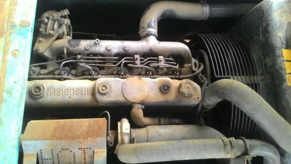 ขาย 1,070,000 KOBELCO SK200 MARK 6 YN 08 ทำงาน 25,559 ชั่วโมง เครื่องดี ไฟฟ้าครบ  เอกสารอินวอยท์ รถอยู่ จ.กำแพงเพชร 090-772-3710 090-772-3708