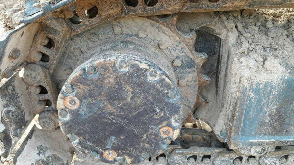 ขาย 685,000 Hitachi EX135UR  เก่านอก 1 ปี   ทำงาน  7,532 ชม. เครื่องดี ปั้มแรงไฟฟ้าครบ เอกสารอินวอยท์ รถสวยพร้อมใช้ 090-772-3710 090-772-3708