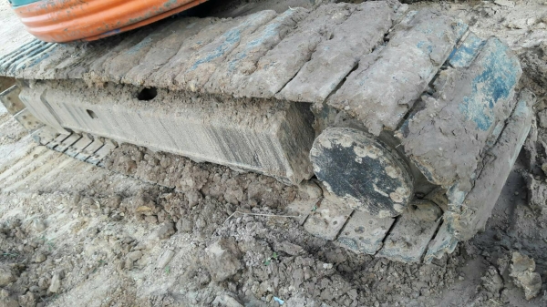 ขาย 685,000 Hitachi EX135UR  เก่านอก 1 ปี   ทำงาน  7,532 ชม. เครื่องดี ปั้มแรงไฟฟ้าครบ เอกสารอินวอยท์ รถสวยพร้อมใช้ 090-772-3710 090-772-3708