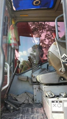 ขาย 685,000 Hitachi EX135UR  เก่านอก 1 ปี   ทำงาน  7,532 ชม. เครื่องดี ปั้มแรงไฟฟ้าครบ เอกสารอินวอยท์ รถสวยพร้อมใช้ 090-772-3710 090-772-3708