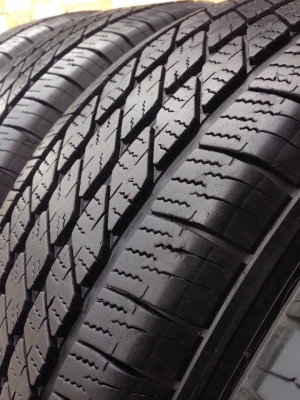 ยาง MICHELIN 265-65-17 ปี 14 3 เส้น ปี 13 1 เส้น ครบชุด 4 เส้น 4000  ไม่บวมไม่กินข้าง ดอกยางเหลือเยอะเอาไปวิ่งกันใด้อีกยาว