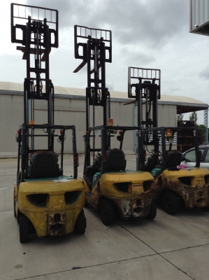 +++ ขายโฟล์คลิฟท์ KOMATSU FD25-16 ขนาด 2.5 ตัน เครื่องยนต์ดีเซล เสา 4 เมตร 3 ท่อน ไซด์ชิพ เกียร์ออโตเมติค ยางตัน +++ ขายโฟล์คลิฟท์ KOMATSU FD25-16 ขนาด 2.5 ตัน เครื่องยนต์ดีเซล เสา 4 เมตร 3 ท่อน ไซด์ชิพ เกียร์ออโตเมติค ยางตัน