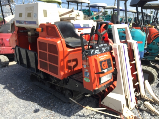 ขาย !!! รถเกี่ยวข้าว KUBOTA รถนอก สภาพสวย พร้อมใช้งาน