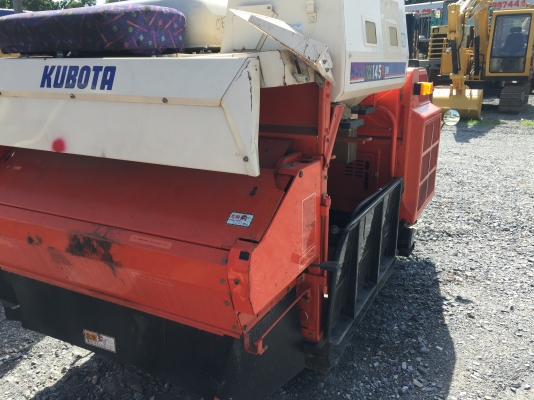ขาย !!! รถเกี่ยวข้าว KUBOTA รถนอก สภาพสวย พร้อมใช้งาน ขาย !!! รถเกี่ยวข้าว KUBOTA รถนอก สภาพสวย พร้อมใช้งาน