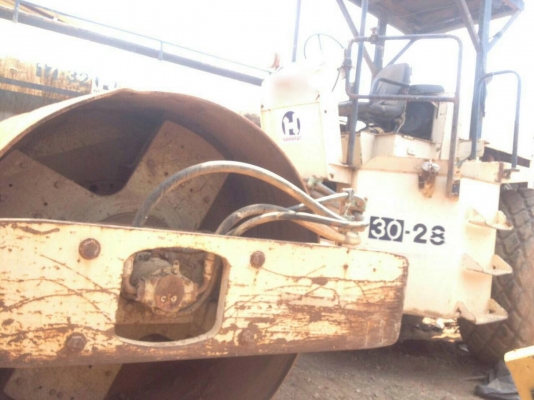 ขาย รถบด lNGERSLLRAND  10 ตัน. / SD100D - B. , ( มี ขาย 3 คัน. )     สนใจติดต่อ  081 - 6079515