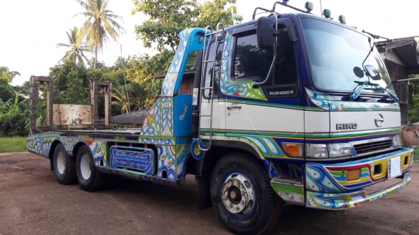 ขายสิบล้อเทเลอร์สองเพลาลากรถ ขายสิบล้อเทเลอร์สองเพลาลากรถ