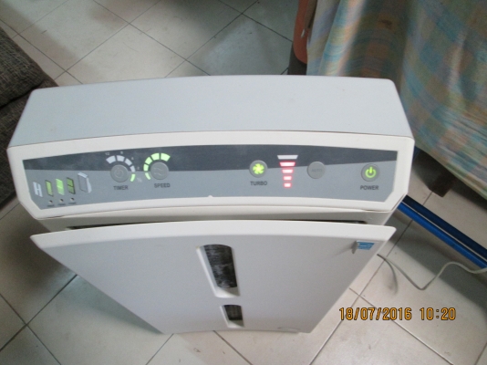 ขายถูกครับ  เครื่องกรองอากาศ  สนใจติดต่อ 081-585-6957
