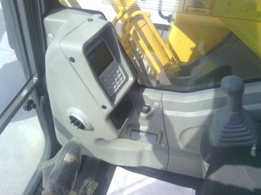 รถใหม่แบคโฮ 210 พร้อมประกัน 1 ปี