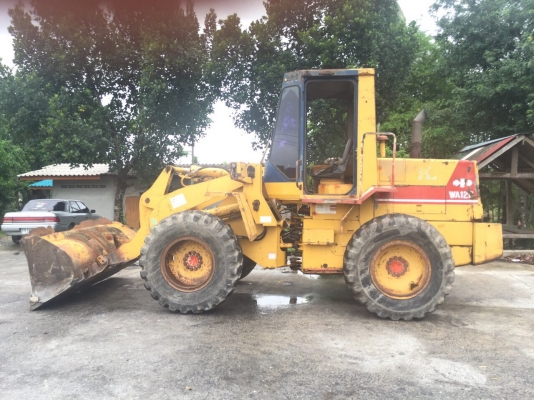 ขายรถตักล้อยาง KOMATSU WA120-1 สภาพสวย สนใจโทร 081-970-1072 ขายรถตักล้อยาง KOMATSU WA120-1 สภาพสวย สนใจโทร 081-970-1072